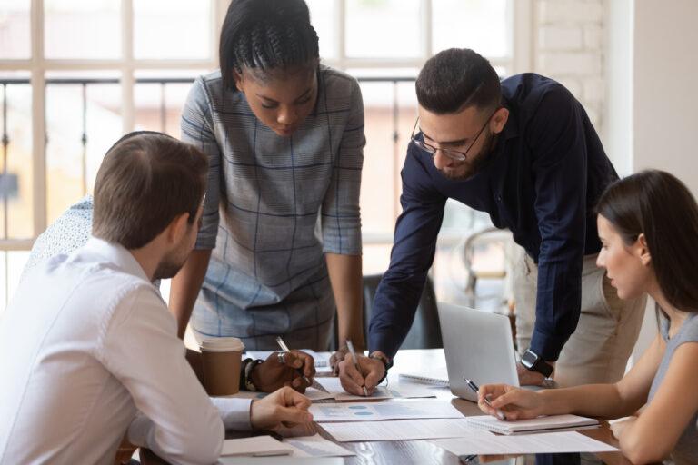 Une réunion de travail